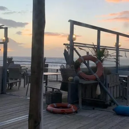 70 Qm Grosser Gepflegter, Ruhiger Bungalow, Strandnah Mit Großen, Uneinsehbaren Garten, Terrassenüberdachung Сasa de vacaciones *