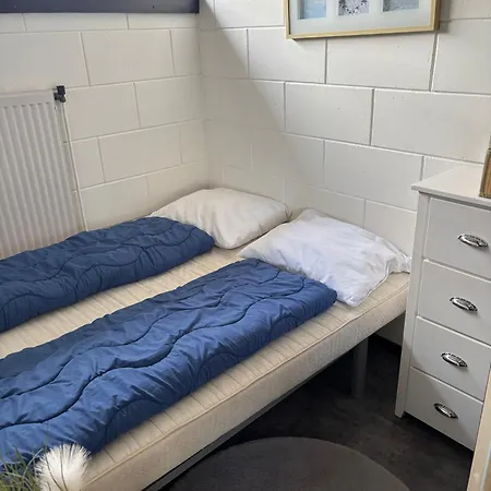 70 Qm Grosser Gepflegter, Ruhiger Bungalow, Strandnah Mit Großen, Uneinsehbaren Garten, Terrassenüberdachung * Sint Maartensvlotbrug