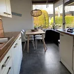 70 Qm Grosser Gepflegter, Ruhiger Bungalow, Strandnah Mit Grossen, Uneinsehbaren Garten, Terrassenueberdachung * Sint Maartensvlotbrug