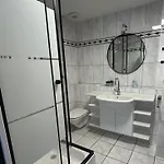 Дом отдыха 70 Qm Grosser Gepflegter, Ruhiger Bungalow, Strandnah Mit Grossen, Uneinsehbaren Garten, Terrassenueberdachung Sint Maartensvlotbrug