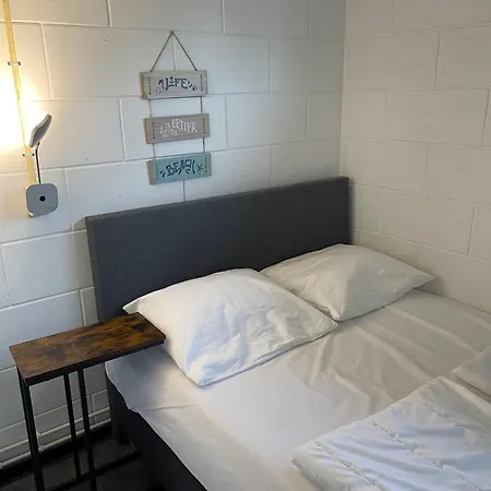 別荘 70 Qm Grosser Gepflegter, Ruhiger Bungalow, Strandnah Mit Grossen, Uneinsehbaren Garten, Terrassenueberdachung *