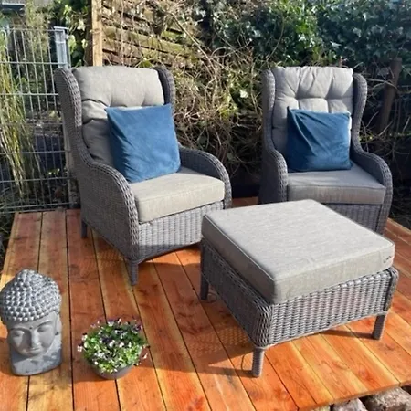 別荘 70 Qm Grosser Gepflegter, Ruhiger Bungalow, Strandnah Mit Grossen, Uneinsehbaren Garten, Terrassenueberdachung *